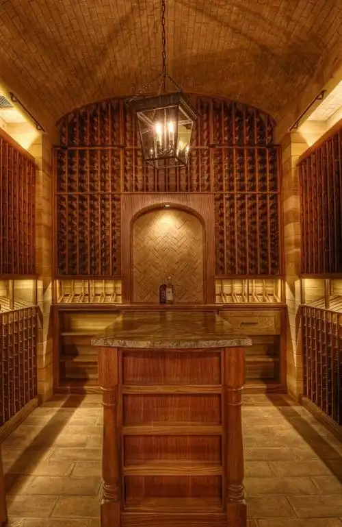 简约风格地下室酒窖装修效果图