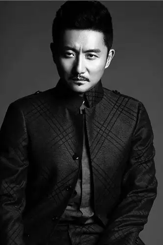 图涂松岩郭京飞同是型男形象二人新戏都上演霸道总裁