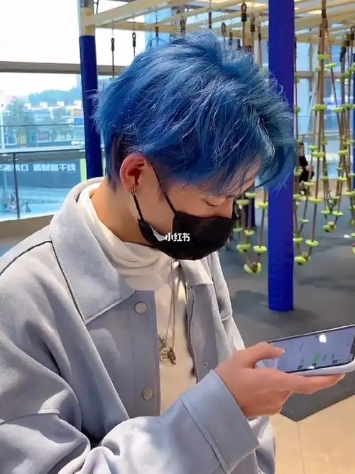 男生发色 | 适合夏天的男生发色推荐,简直梦回创造营