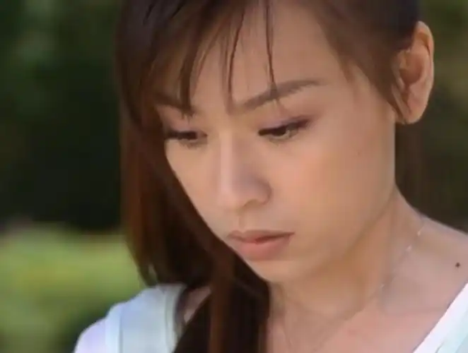 《天国的嫁衣》剧照王心凌的成名之路没有大波折,转折点却出现在2008