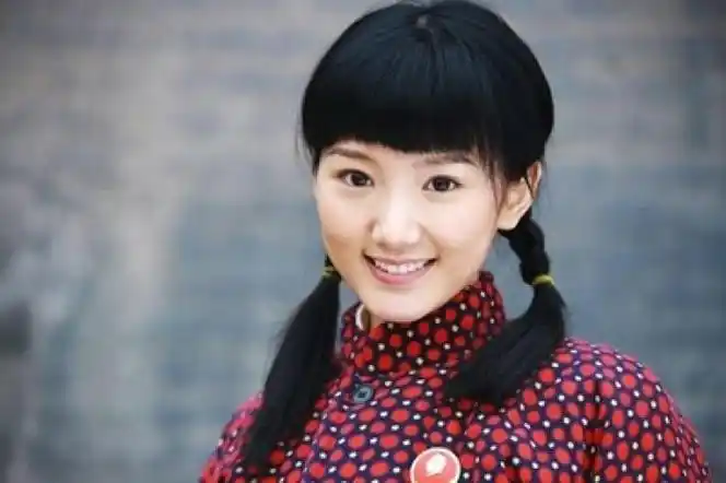 毛晓彤父亲黑料被扒 比张韶涵父母还可怕