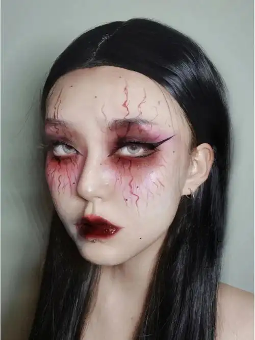郑州上门化妆万圣节吸血鬼妆特效妆伤疤妆容