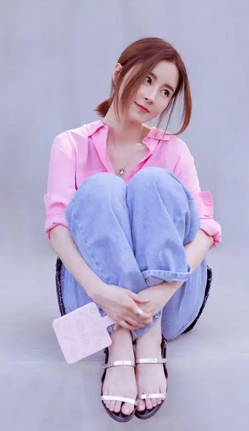 傅颖(中国香港女歌手))_石塘网