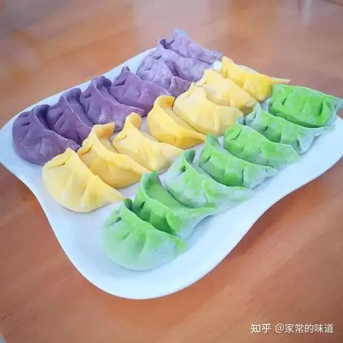 元旦在家做彩色饺子,学会3个小窍门,不破皮不变色,新年好彩头