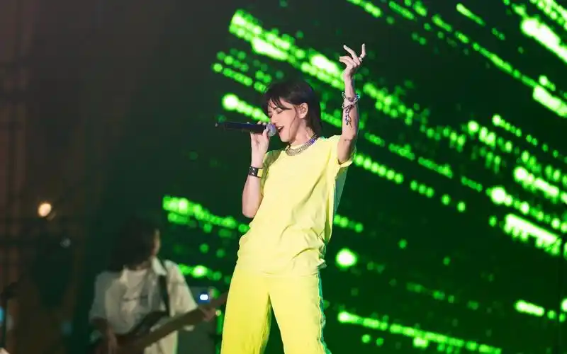 孙燕姿青岛凤凰音乐节-绿光live