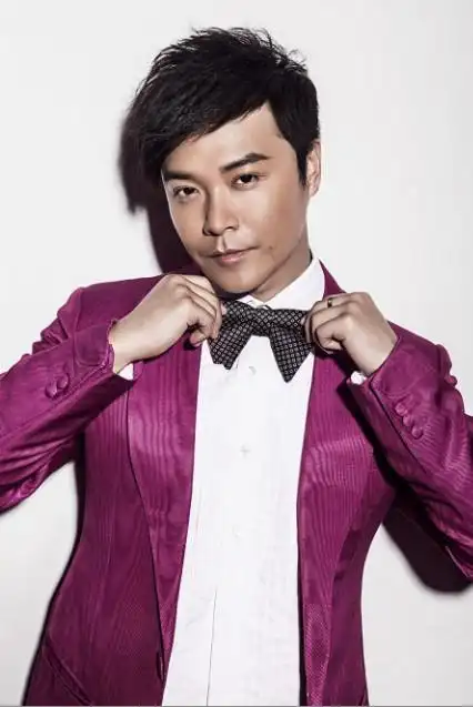 p>陈思诚,原名陈思成,1978年2月22日生于辽宁省沈阳市,中国大陆男导演