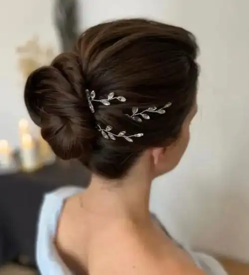 简单法式盘发发型 唯美大气自带高级感_盘发发型 - 美发站