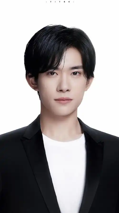 证件照🈶好正好帅的宝贝@tfboys