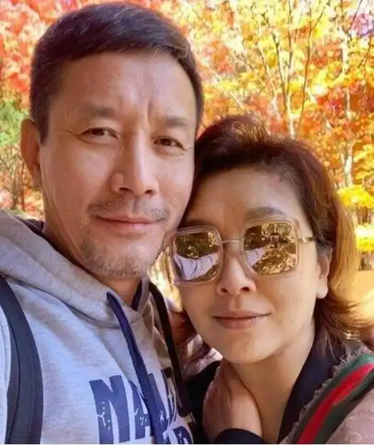 其貌不扬却能娶江珊为妻,已经54岁的田小洁到底有何魅力?