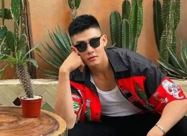 男生今年试试这些流行短发,干净又利落又有型