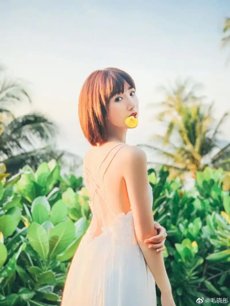 毛晓彤高清壁纸头像(五)[色]