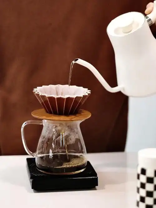 咖啡色系不一样的手冲咖啡