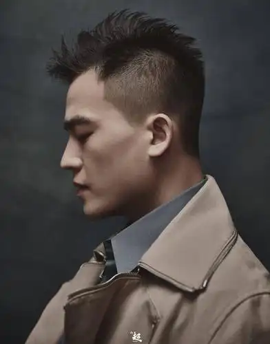 尹超作品ellemen新青年欧豪潮水的方向