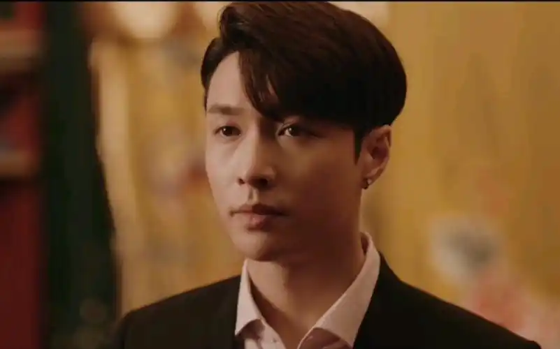 【张艺兴】解雨臣cut完整_哔哩哔哩 (゜-゜)つロ 干杯~-bilibili