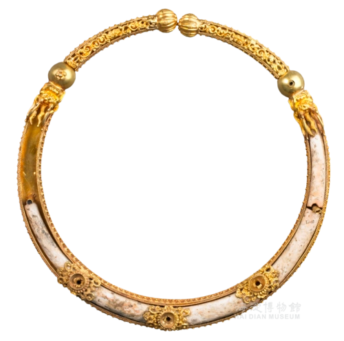 明雕二龙戏珠花卉纹金项圈