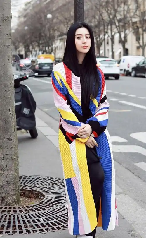 范冰冰巴黎街拍时尚性感眼神好迷人期待再次复出