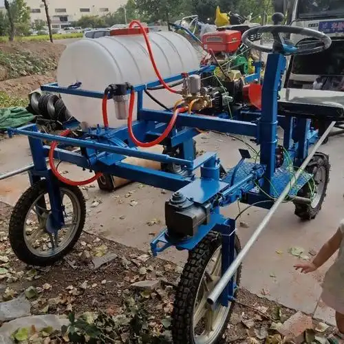 四驱打药车 可定制果园喷雾机 农用高架喷药车图片