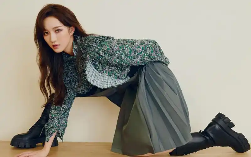 孟佳时尚写真图片桌面壁纸