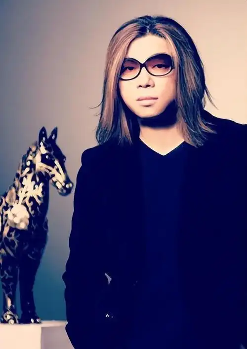 歌手郭峰的"销声匿迹",是整个乐坛的损失和悲哀