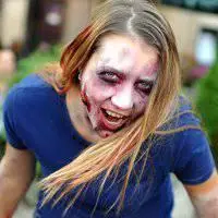 僵尸头像恐怖 恐怖吓人的吸血僵尸头像_微信头像图片大全