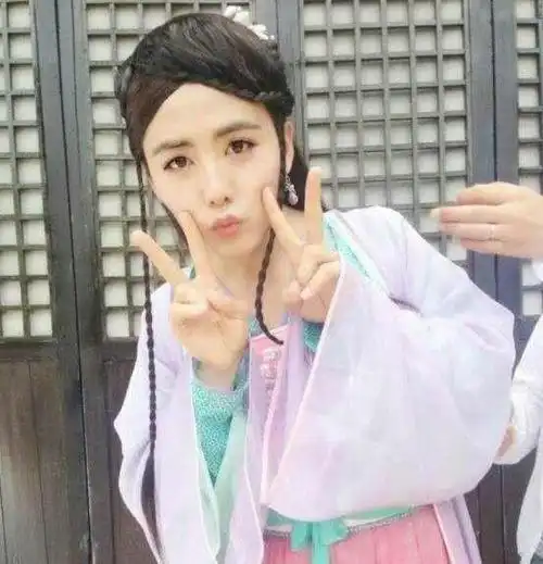 被名字拖累的惹上冷殿下意外的好看,郭俊辰这女装不输马天宇!