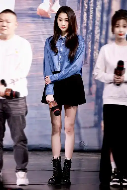 关晓彤虞书欣同框合照##关晓彤非诚勿扰3