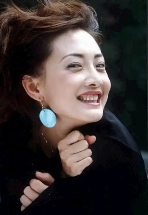 牛莉写真照片 第5张图片