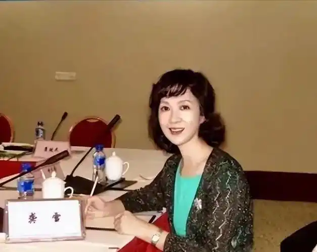 内地第一美女龚雪:与朱琳齐名,曾被谣言毁了星途,如今怎样了?