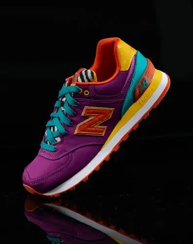 574系列 女款玫红色运动鞋