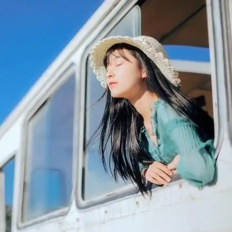 充满正能量阳光向上有朝气的图片头像