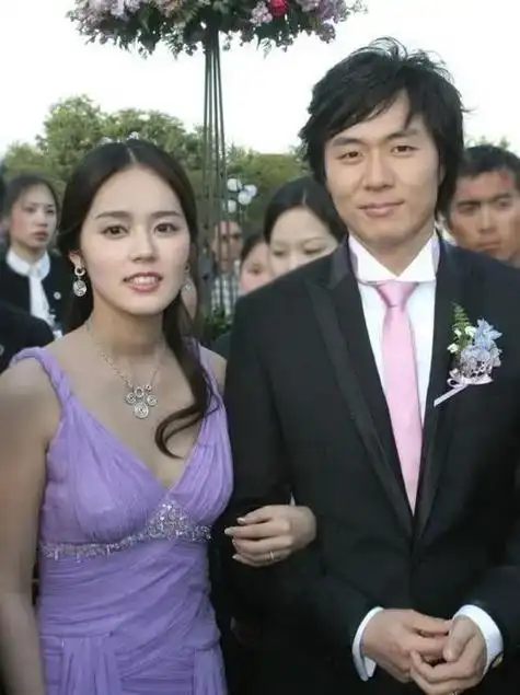 韩剧女神老公pk李英爱老公年龄大,孙艺珍老公帅,韩佳人最幸福