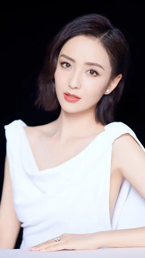 佟丽娅仙气优雅写真手机壁纸