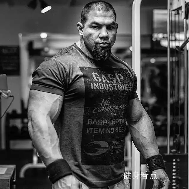 大块头不灵活?这位肌肉猛男告诉你,何为真正的强!
