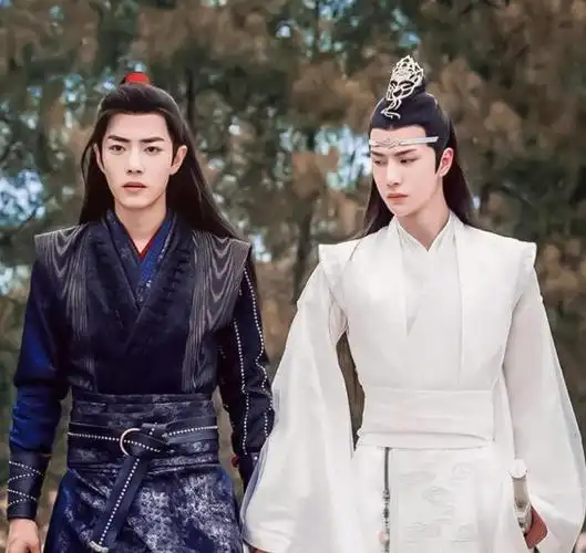 宣璐两年内演绎了十部不同类型的剧目,包括女主角和女配角;而汪卓成