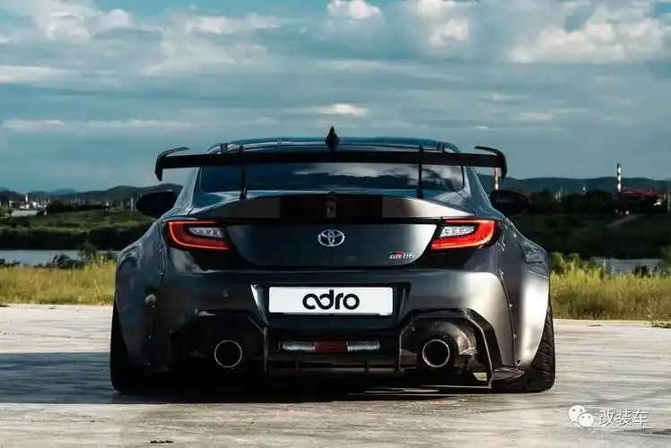 韩国设计师操刀丰田gr86宽体套件,简洁大方能否比肩jdm改件?
