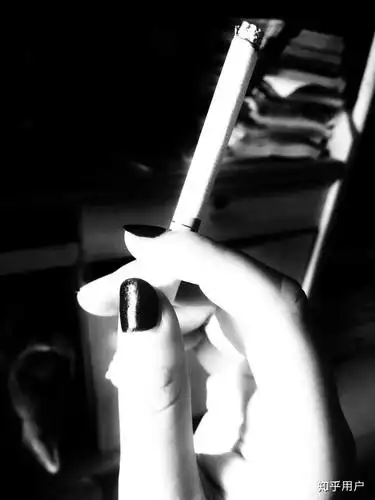 女生为什么抽烟?