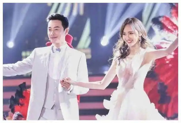 唐嫣称呼罗晋的新方式看到这个称呼你会惊讶的