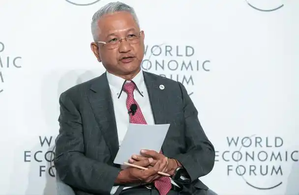 夏季达沃斯之企业家说|工业富联ceo郑弘孟:中国的发展是多元的,企业要