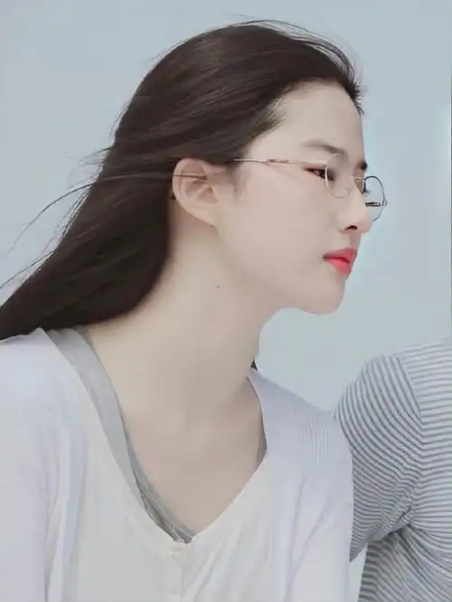 刘亦菲的素颜状态