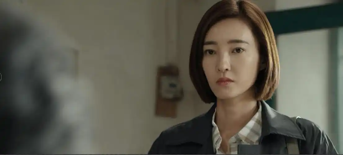 剧捧人还是人捧剧,王丽坤一改画风被狂赞_经山