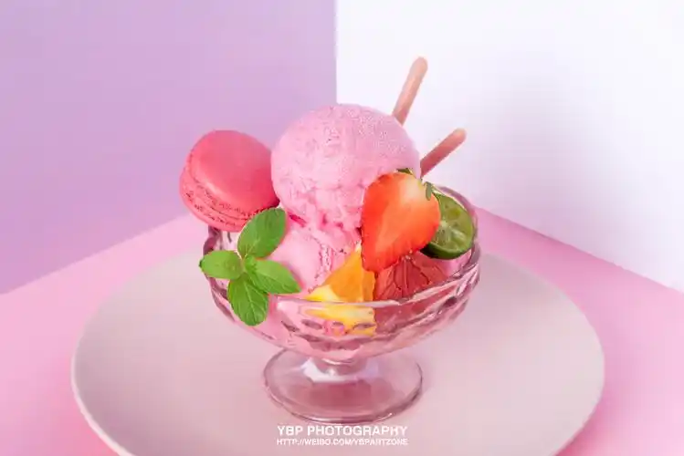 美食摄影 | 草莓味雪糕 x hoking