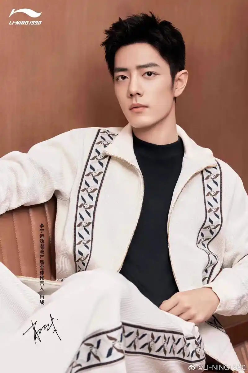 肖战 看这组照片,越发坚定了我减肥的决心,不能再吃了! - 抖音