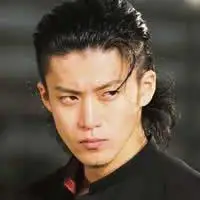 小栗旬热血高校头像_微信头像图片大全