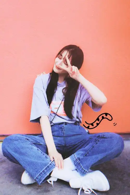 迪丽热巴情人节自拍