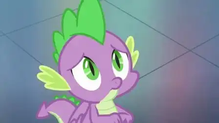 小马宝莉穗龙被紫悦公主养大,更像彩虹小马,没有龙族气息.