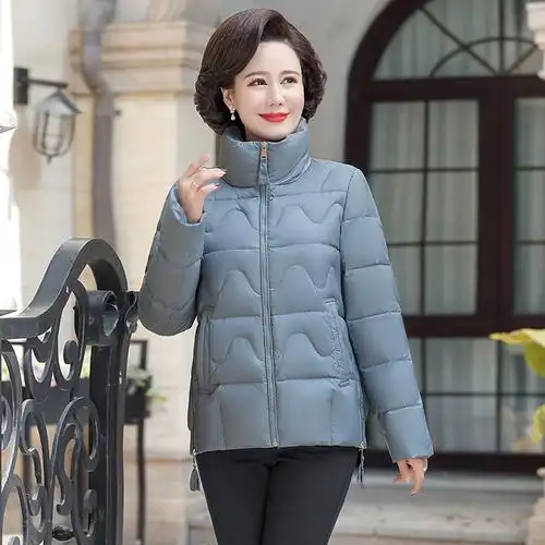 中老年轻薄小棉衣女妈妈羽绒服短款2021新款冬装外套中年秋冬棉袄