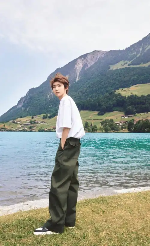 王源演唱会抢票##王源我看见两朵一样的云##王源城市捉迷藏##王创