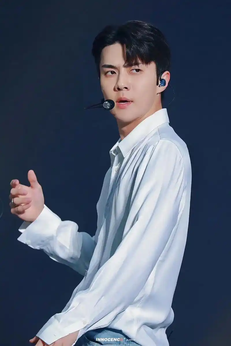 这张脸真的很伟大!#exo #吴世勋 #南韩仙子 #exo十一周年