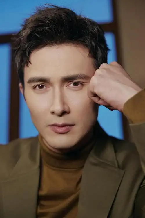 当时马伊琍和高伟光都喝着酒,在镜头前拍了可爱的照片.