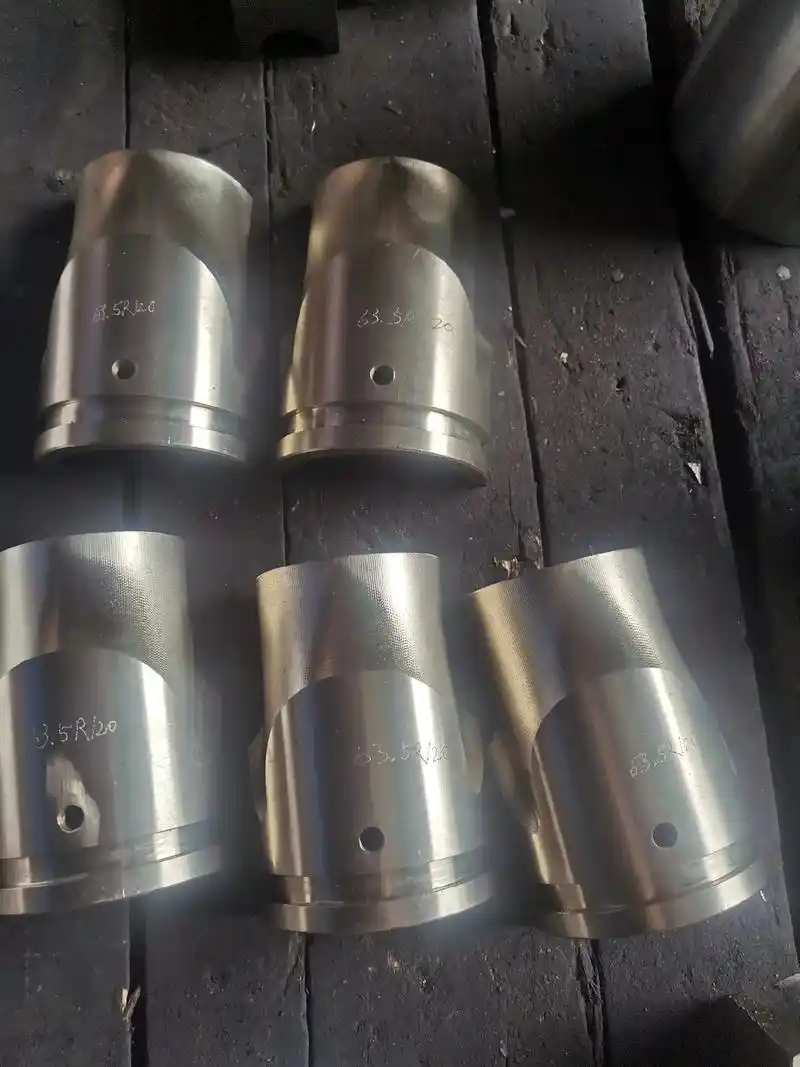 弯管模具～专业定制各种规格的弯管模具#专业的事交给专业的人来 - 抖